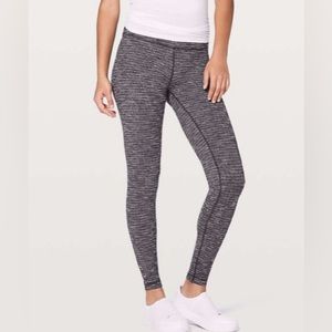 Lululemon Wunder Under HR Tight 28". Coco Pique Black White. SZ 4. W5AZ9S.